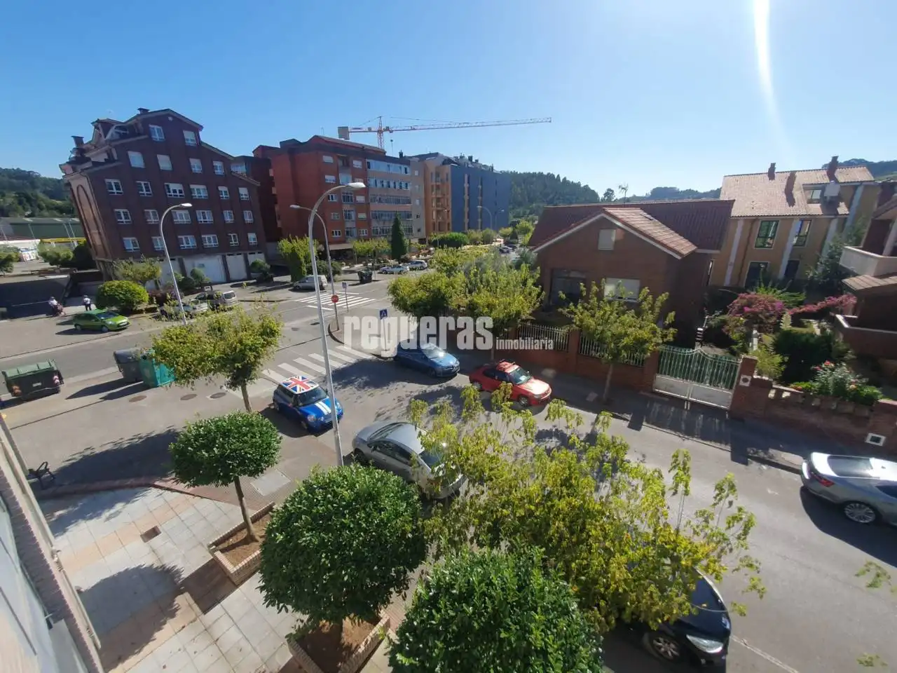 Vista exterior de Piso de alquiler en Castrillón con Calefacción, Terraza y Amueblado