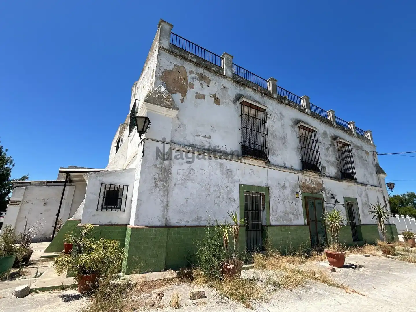 Casa con jardín en venta en Las Palmeras - Dehesilla, imagen 2