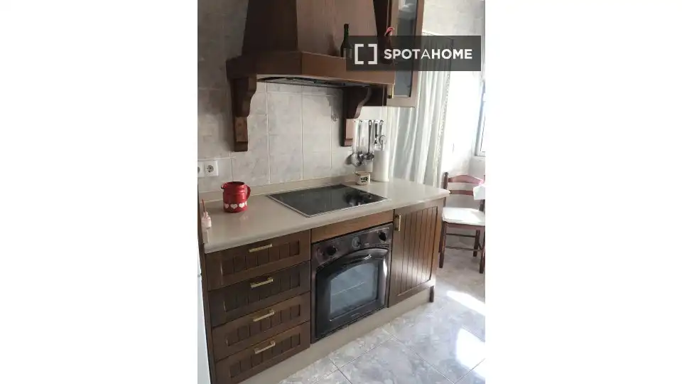 Kitchen of Flat for rent in Sevilla  with Air Conditioner, Heating and Furnished