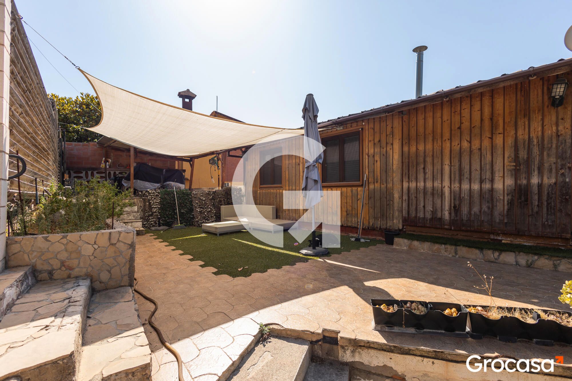 Jardí de Casa o xalet en venda en Vallirana amb Aire condicionat, Jardí privat i Terrassa