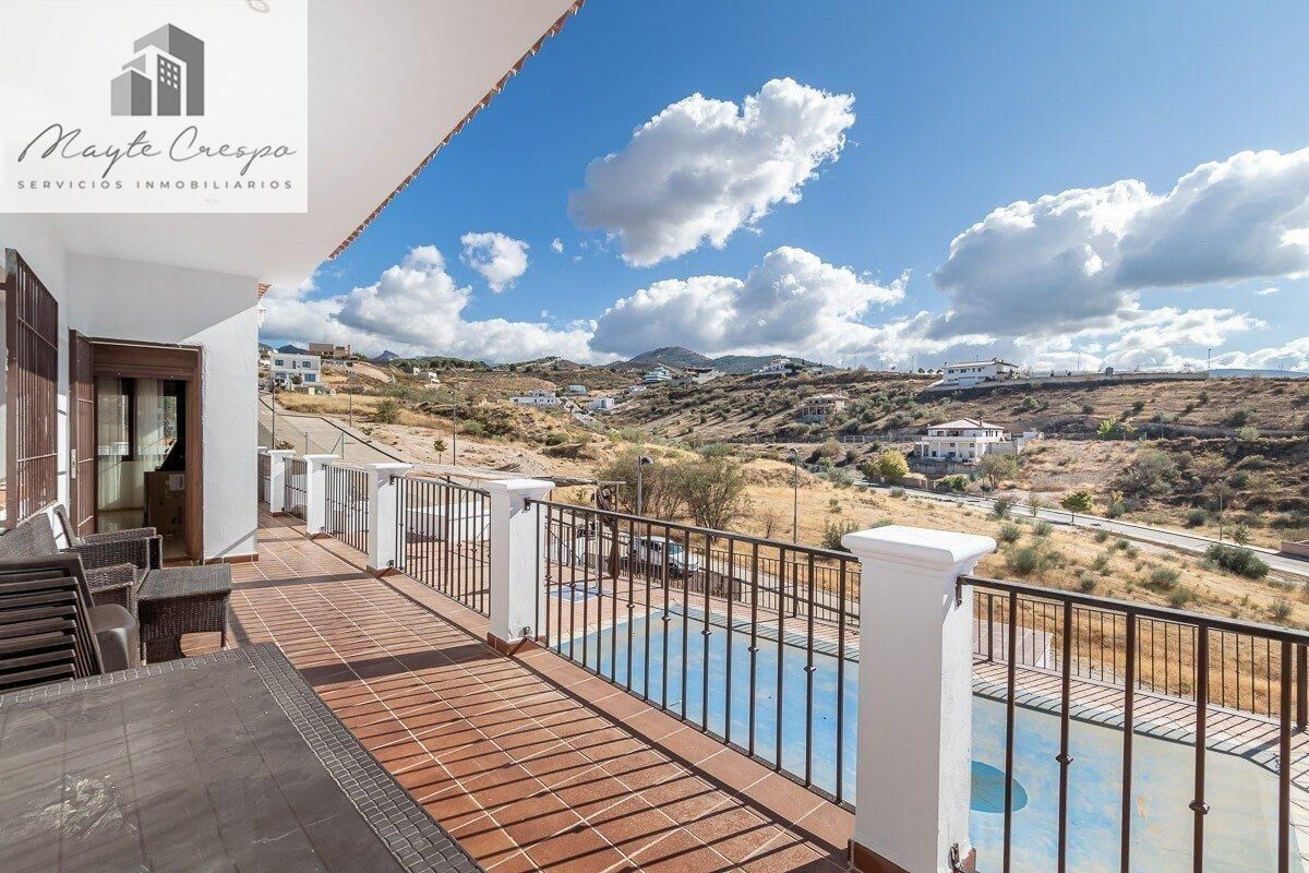 Exterior view of House or chalet for sale in La Zubia  with Private garden, Terrace and Swimming Pool