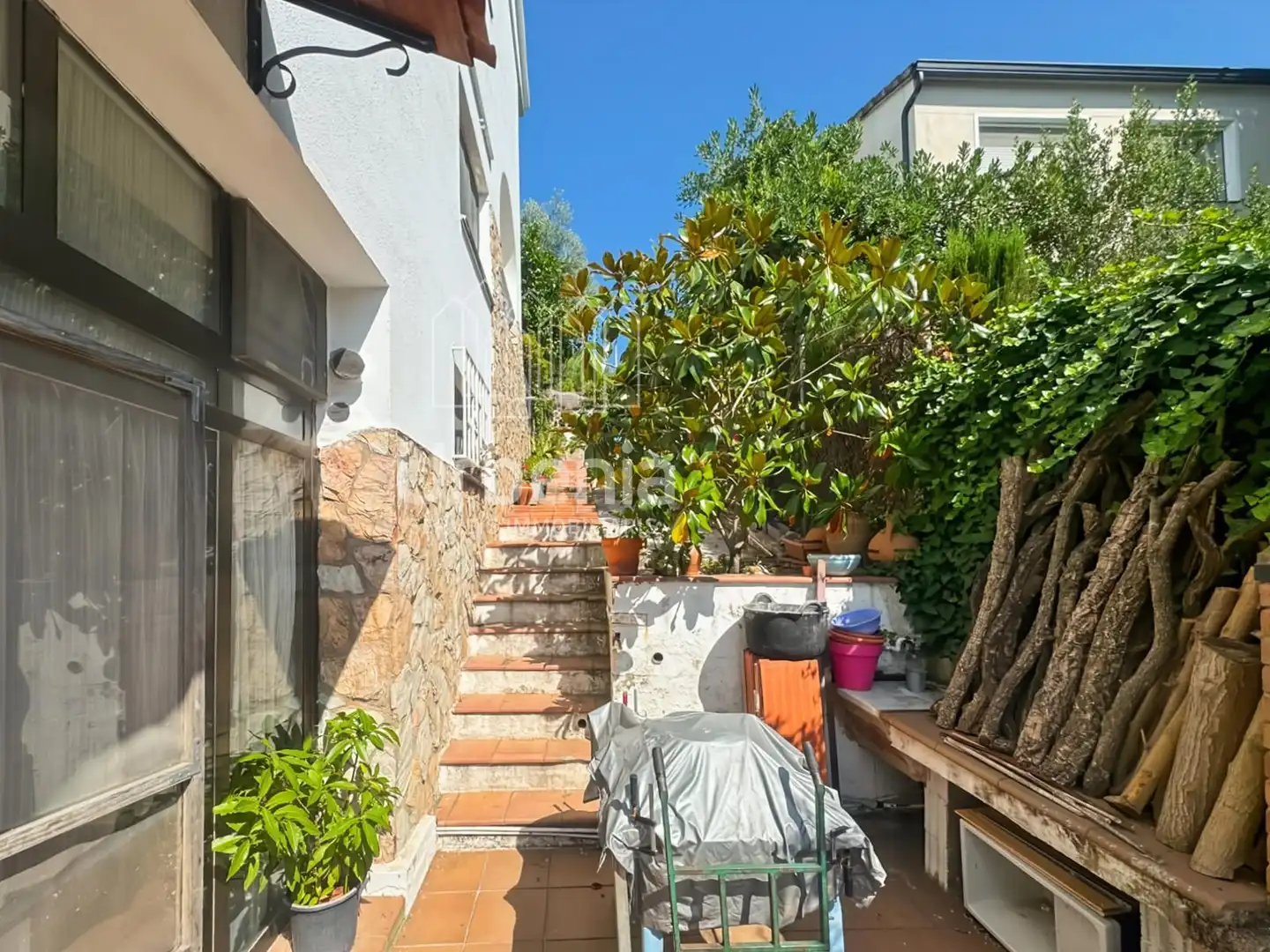 Vista exterior de Casa o xalet en venda en Sant Iscle de Vallalta amb Aire condicionat, Calefacció i Terrassa
