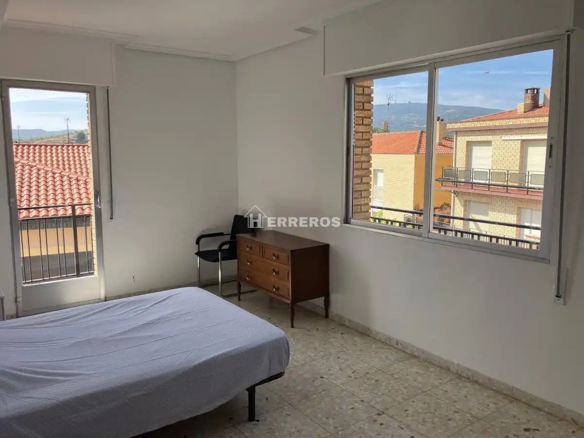 Habitación de Casa o chalet en venta en Galilea con Calefacción y Terraza