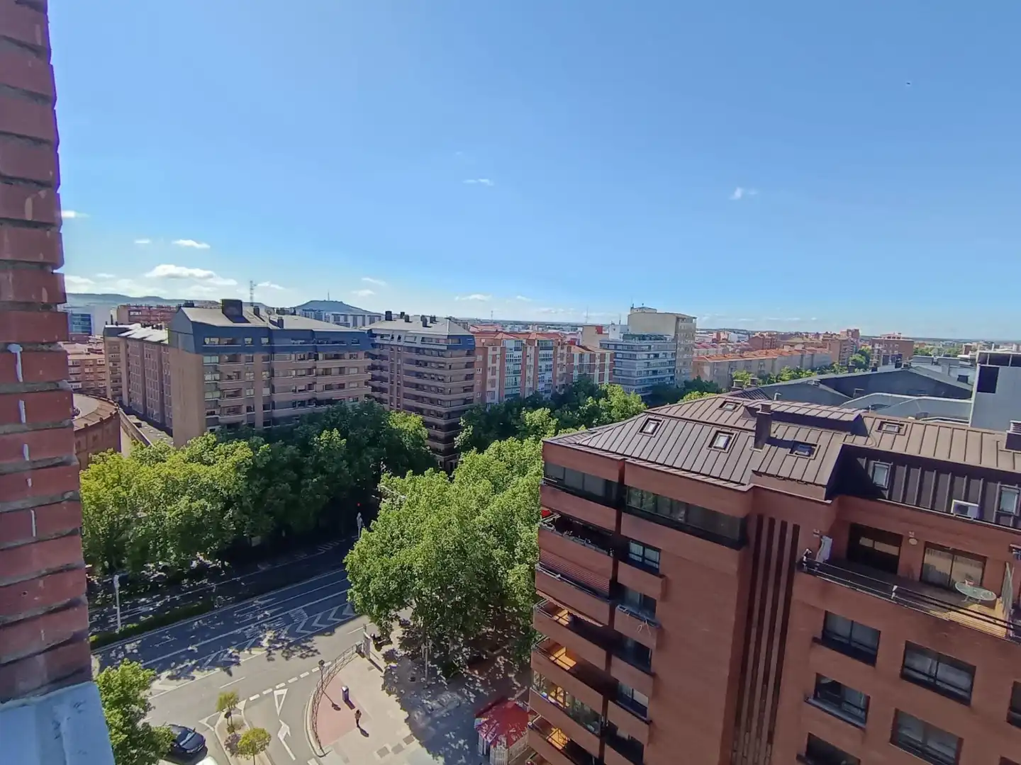 Vista exterior de Piso de alquiler en Valladolid con Calefacción, Parquet y Terraza