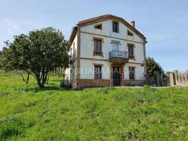 Maison avec balcon à vendre à Colunga