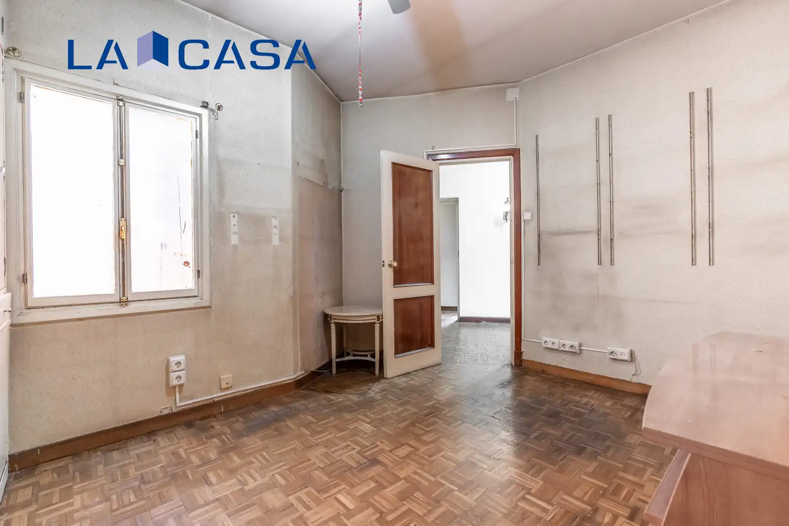 Piso en venta en Madrid con Calefacción, Terraza y Trastero