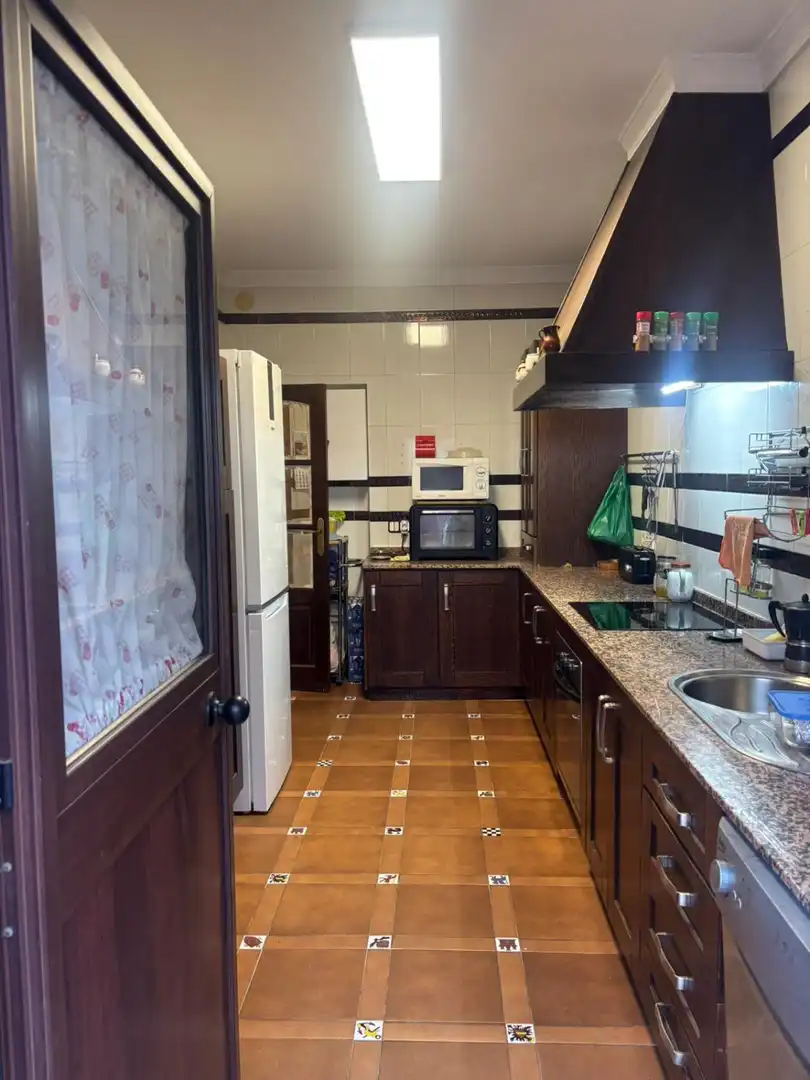 Cocina de Casa o chalet en venta en Alcalá de Guadaira con Terraza y Balcón
