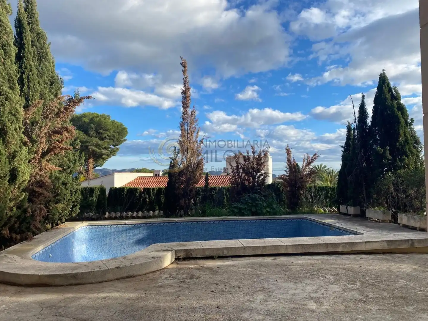 Piscina de Casa o xalet en venda en La Nucia amb Jardí privat, Terrassa i Moblat