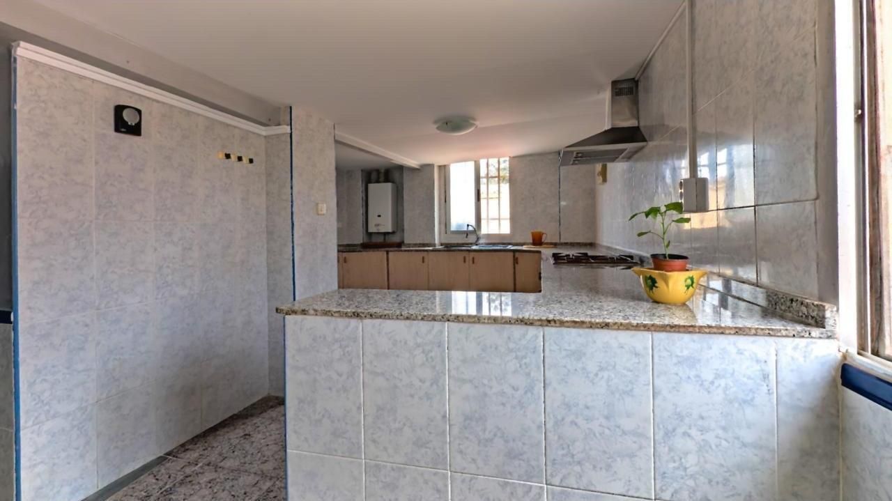 Cuina de Casa o xalet en venda en Torrent amb Aire condicionat, Calefacció i Terrassa