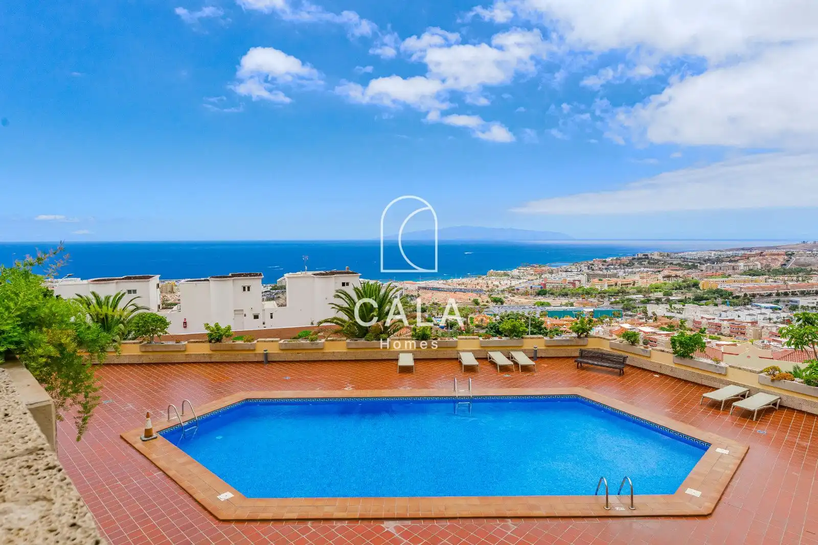 Exterior view of Apartments for sale in Adeje  with Terrace, Swimming Pool and Community pool