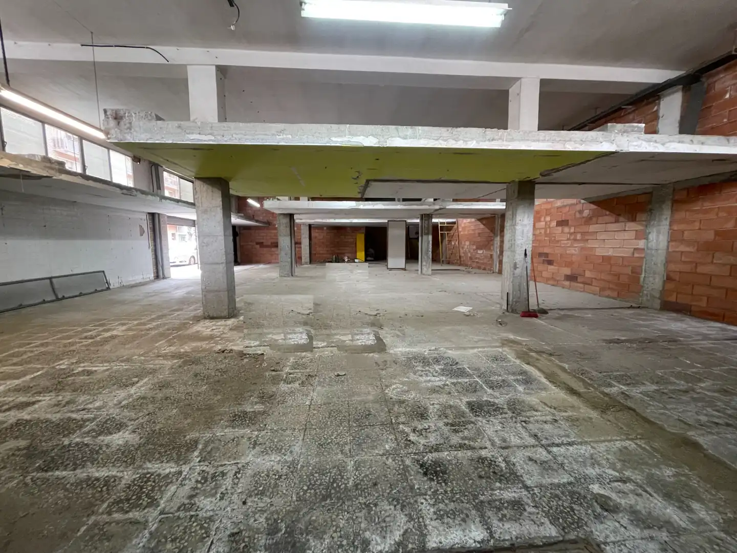 Gewerbefläche zur Miete in Carrer del Doctor Fleming 13
