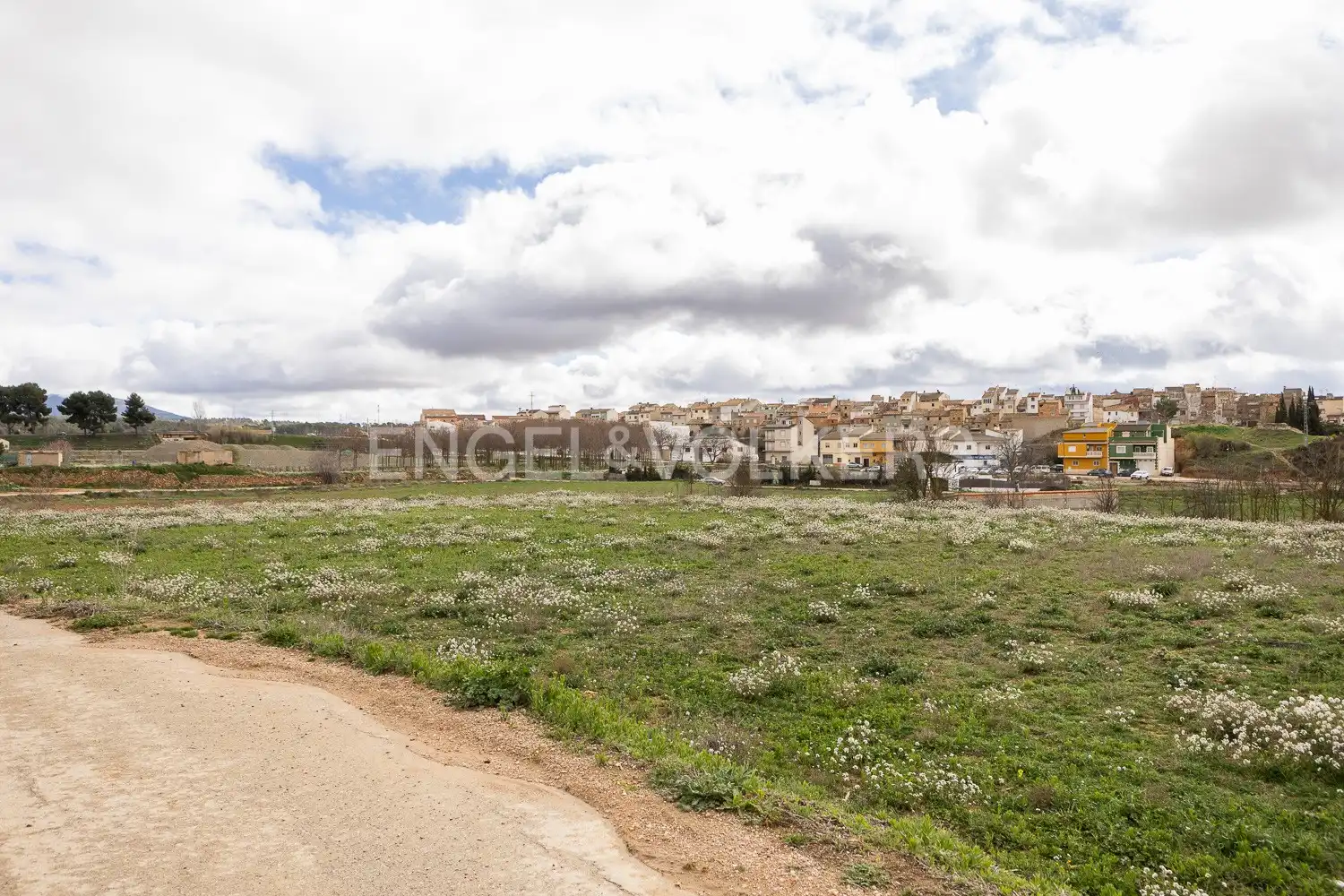 Finca rústica en venda en Requena amb Aire condicionat, Calefacció i Jardí privat