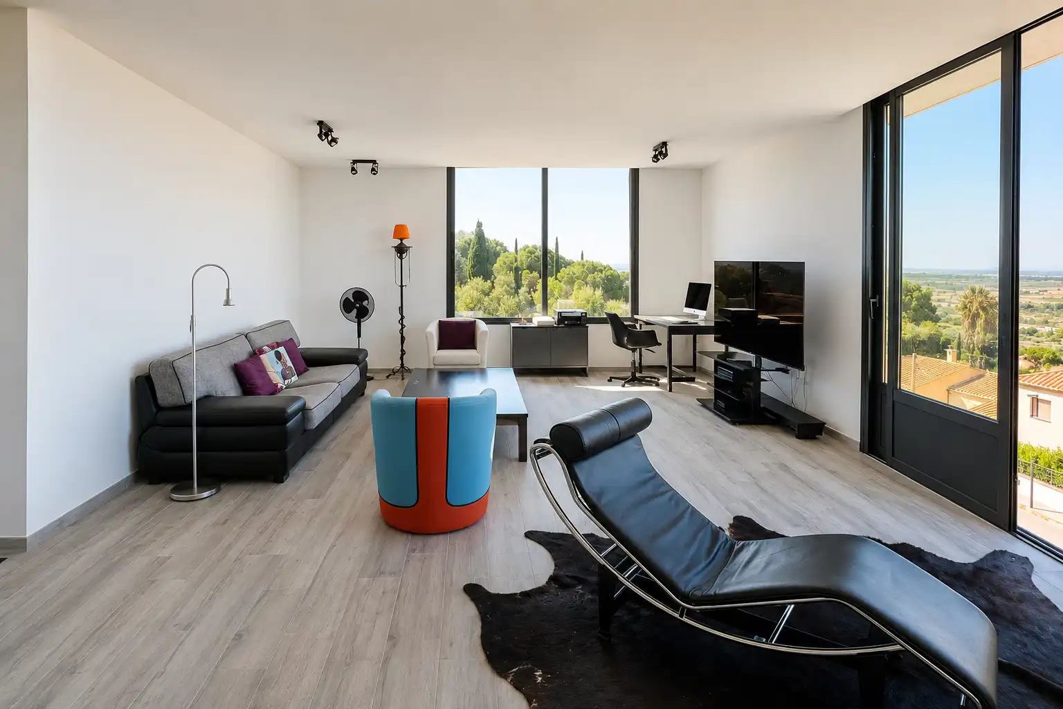 Sala d'estar de Casa o xalet en venda en Pau amb Aire condicionat, Calefacció i Jardí privat
