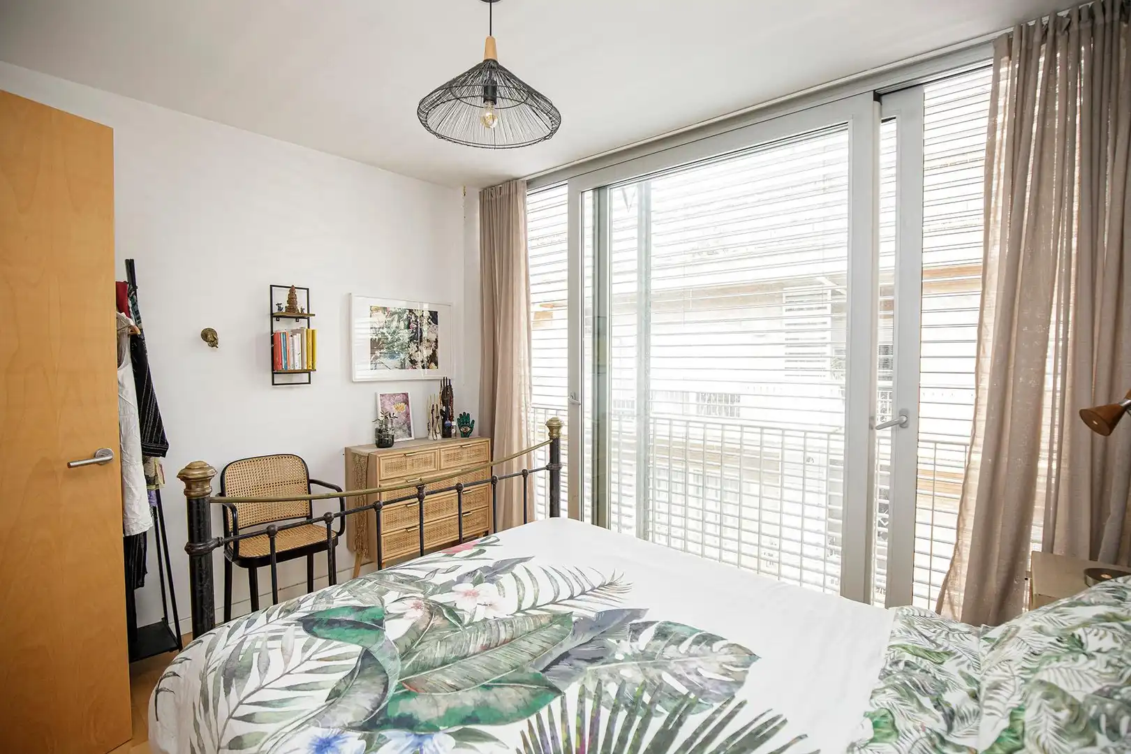 Apartament de lloguer a ANTICH ROCA, Eixample Sud – Migdia