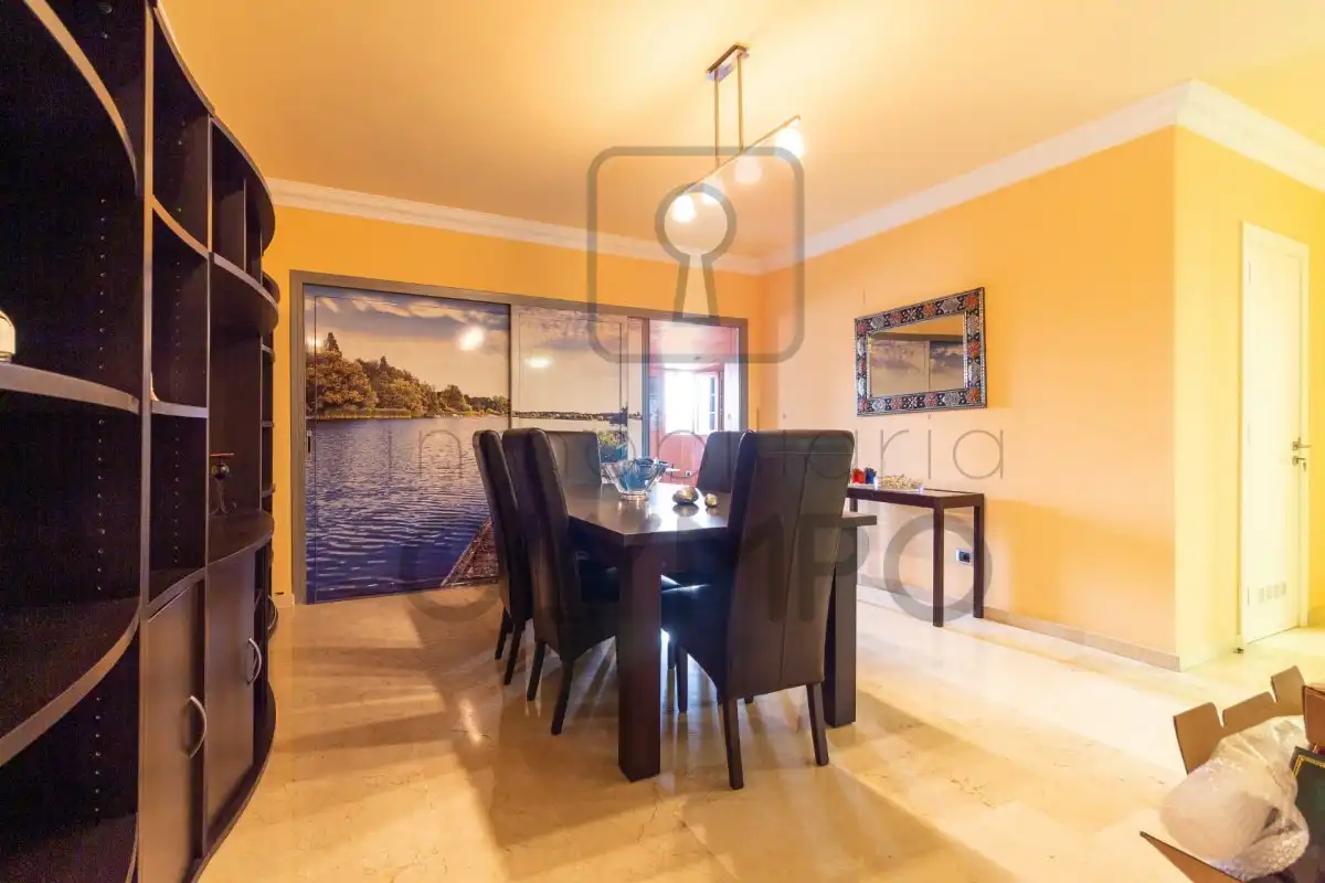 Esszimmer von Dachboden zur Miete in Santa Cruz de Tenerife mit Klimaanlage, Terrasse und Abstellraum