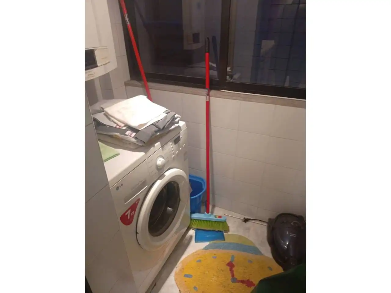Pis en venda en Oviedo  amb Calefacció, Parquet i Moblat