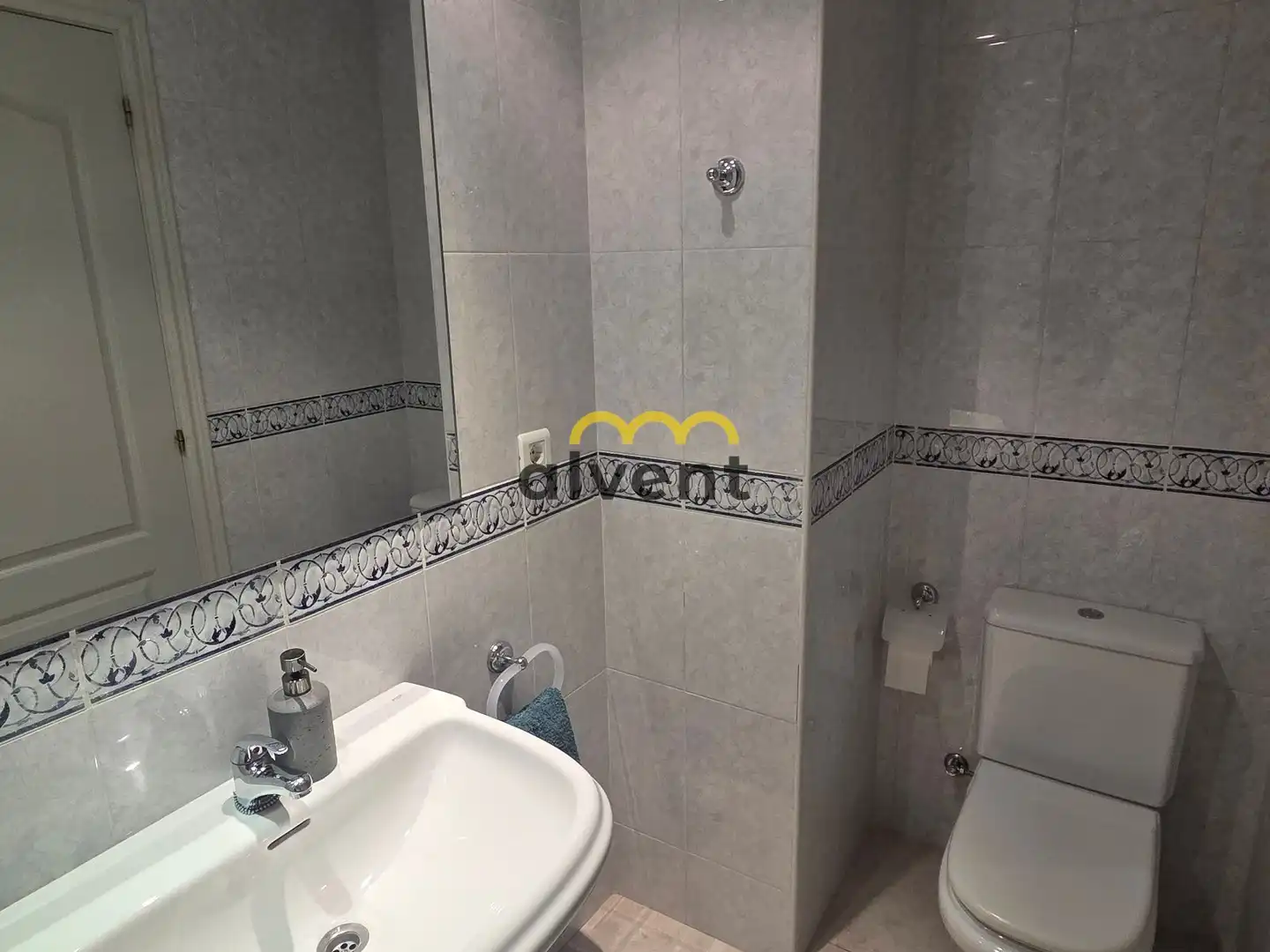 Baño de Piso en venta en Calonge i Sant Antoni con Aire acondicionado, Terraza y Piscina