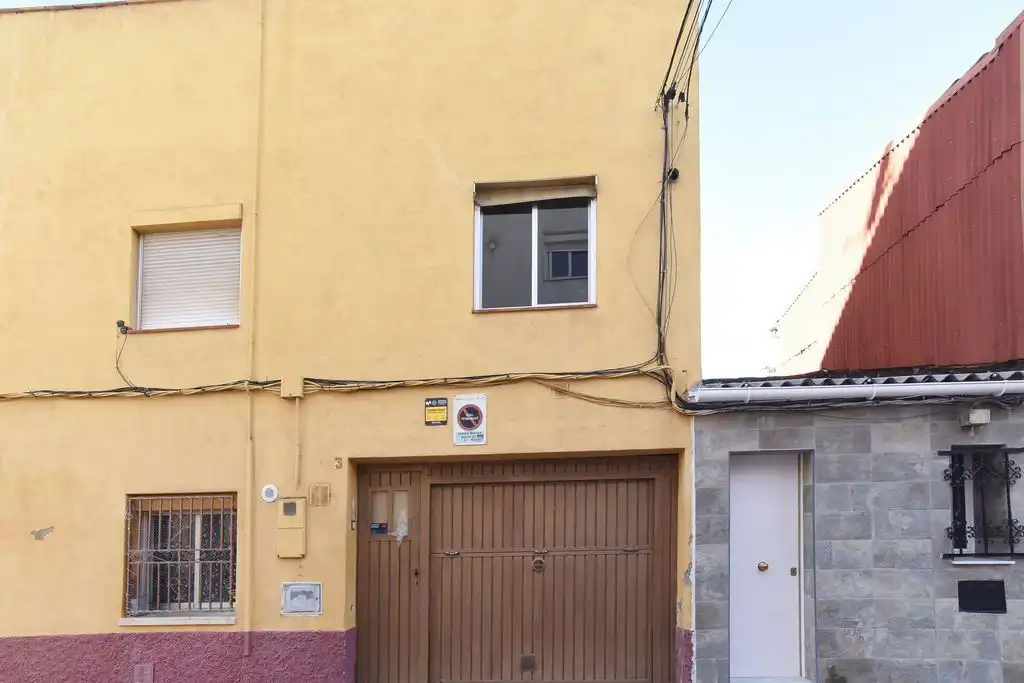 Exterior view of Flat for sale in Sabadell