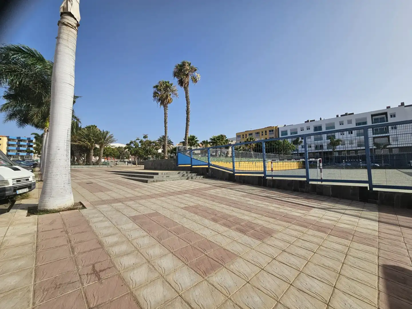 Vista exterior de Planta baja en venta en Santa Lucía de Tirajana con Trastero, Amueblado y Horno