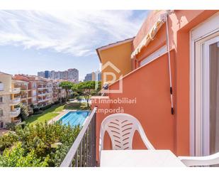 Exterior view of Apartment for sale in Empuriabrava  with Air Conditioner, Swimming Pool and Balcony