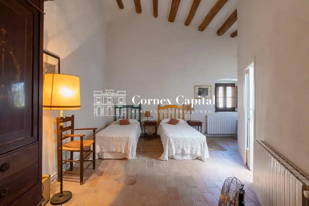 Habitación de Finca rústica de alquiler en Rupià con Aire acondicionado, Calefacción y Jardín privado