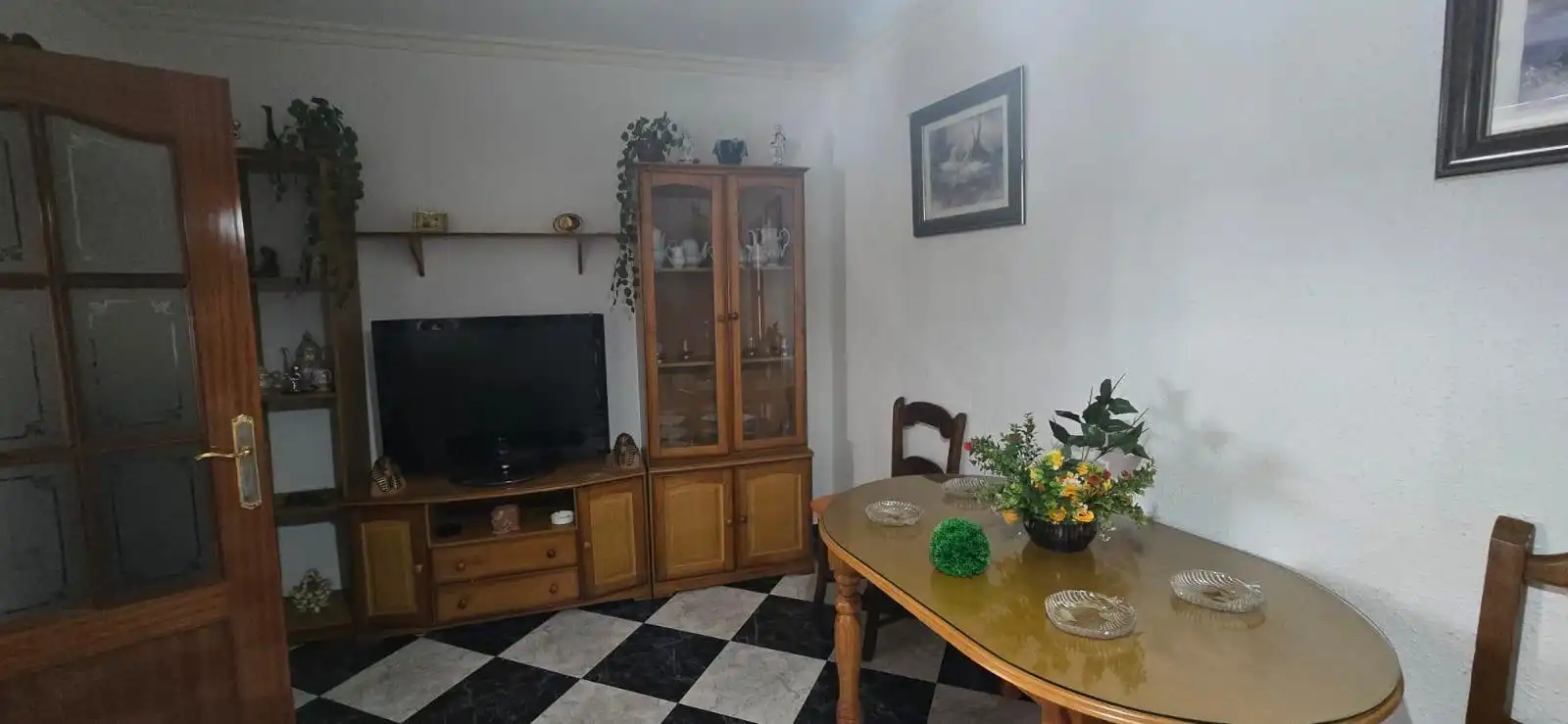Sala de estar de Edificio en venta en Valle de Abdalajís