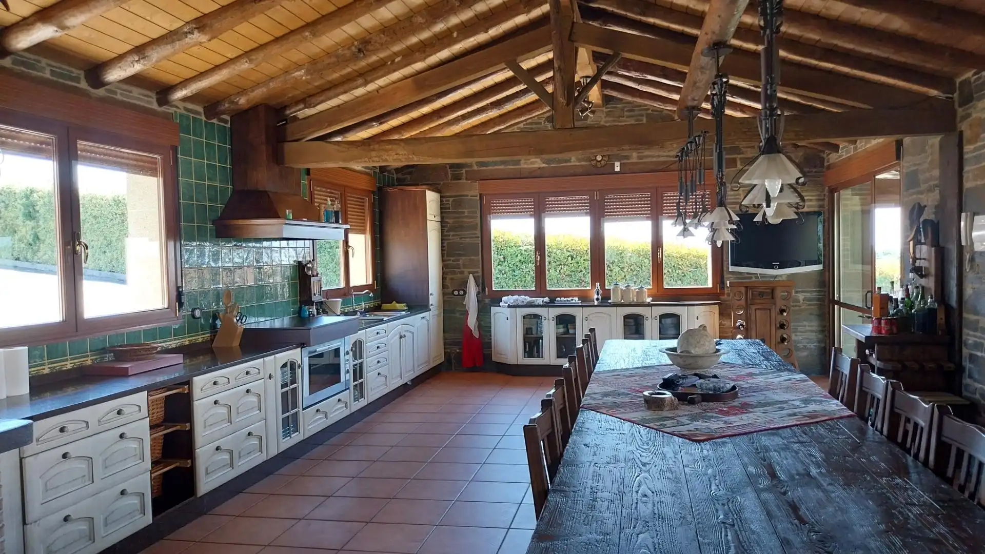 Kitchen of Houses for sale in Laza  with Private garden, Terrace and Furnished