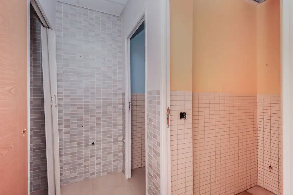 Badezimmer von Geschaftsraum zum Verkauf in Reus