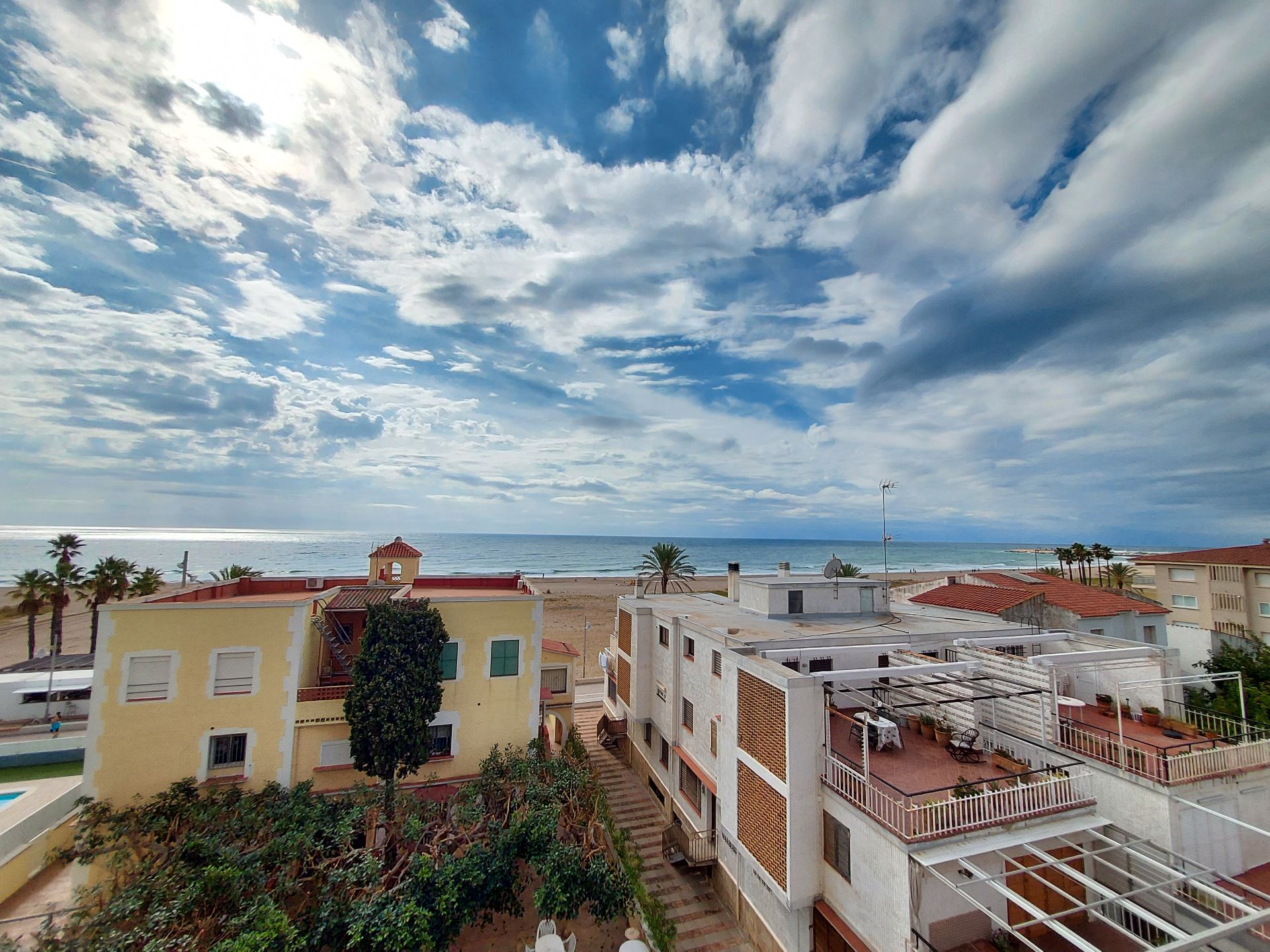Vista exterior de Apartament en venda en El Vendrell amb Terrassa i Moblat