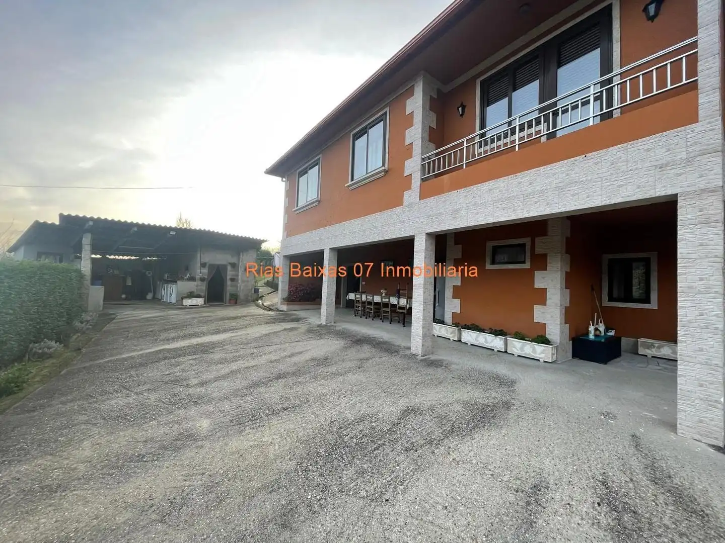 House with garden for sale in Mos, imagen 3