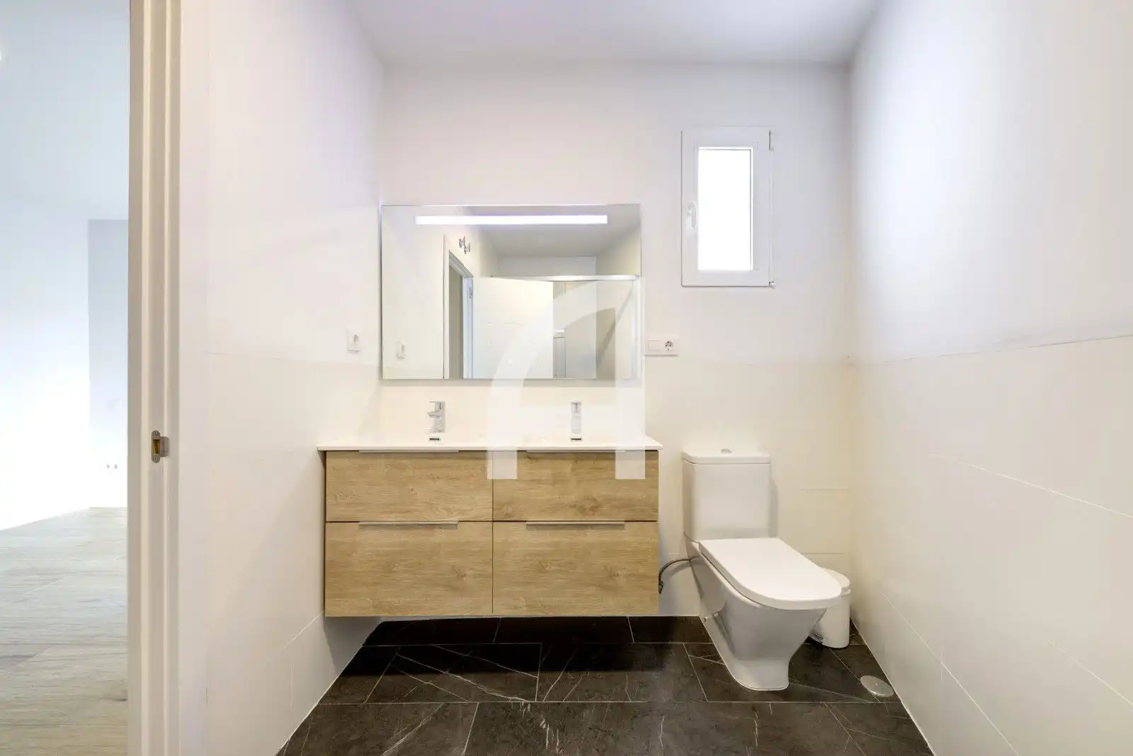 Badezimmer von Dachboden zur Miete in Madrid mit Klimaanlage, Heizung und Terrasse