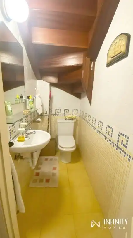 Bathroom of Duplexes for rent in Bilbao   with Heating