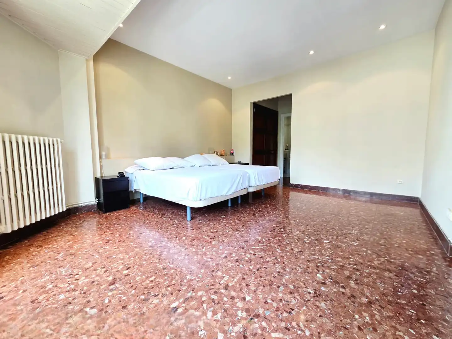 Bedroom of Flat for sale in Barcelona  with Air Conditioner, Heating and Terrace