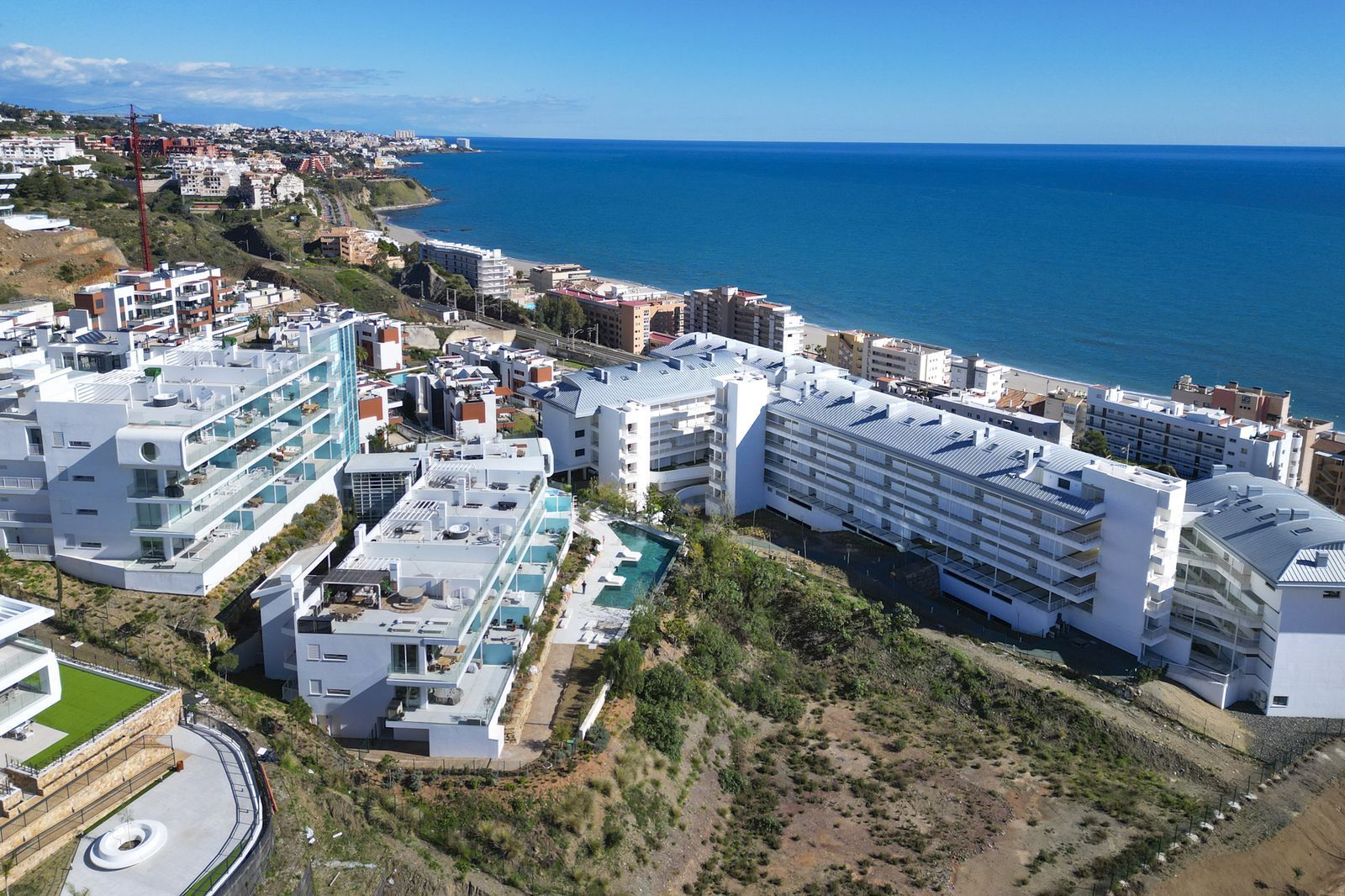 Exterior view of Attic for sale in Fuengirola  with Air Conditioner, Terrace and Storage room