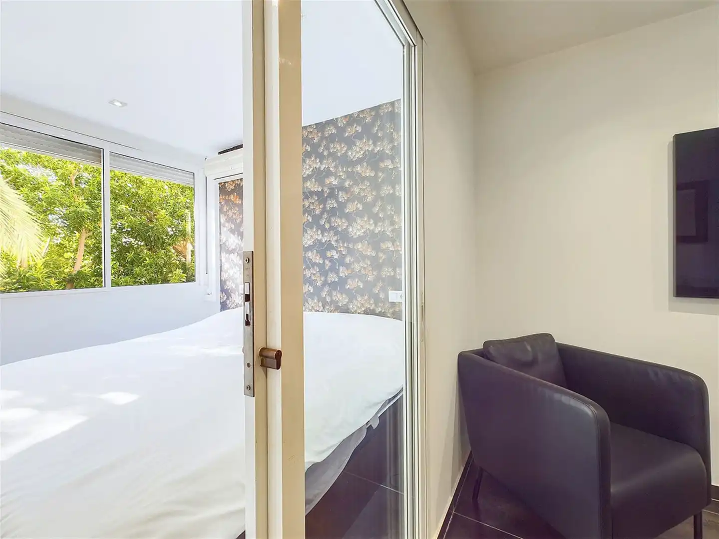 Dormitori de Apartament en venda en Estepona amb Aire condicionat i Terrassa