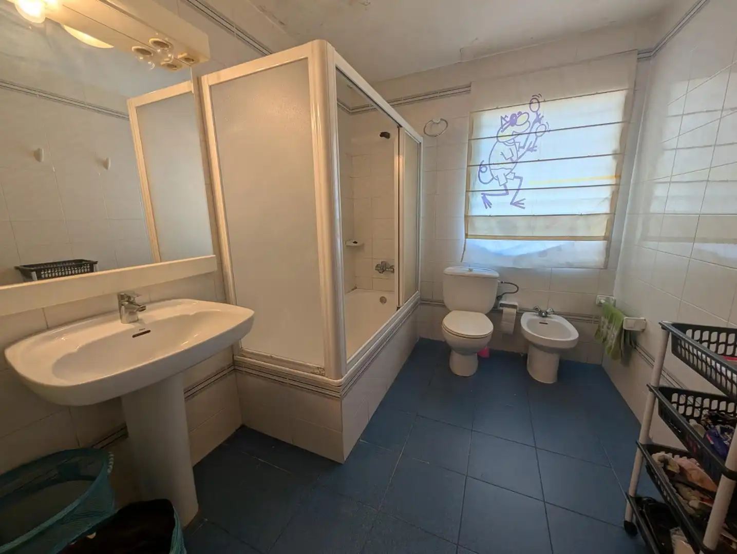 Baño de Piso en venta en Alcanar con Terraza, Amueblado y Balcón