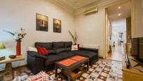 Living room of Flat for sale in  Barcelona Capital  with Air Conditioner, Heating and Parquet flooring