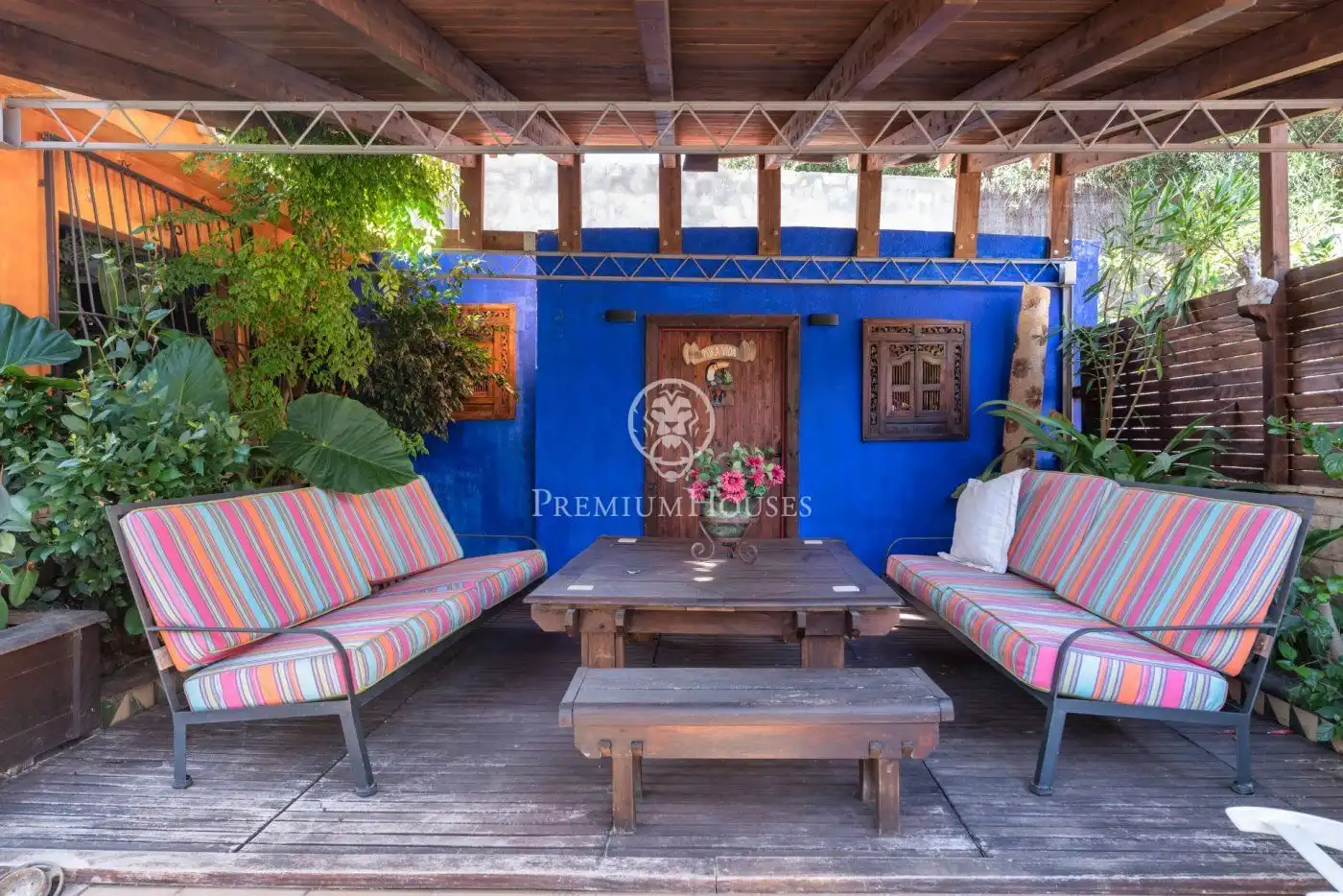 Terrace of Houses for sale in Vilanova i la Geltrú  with Air Conditioner, Heating and Private garden