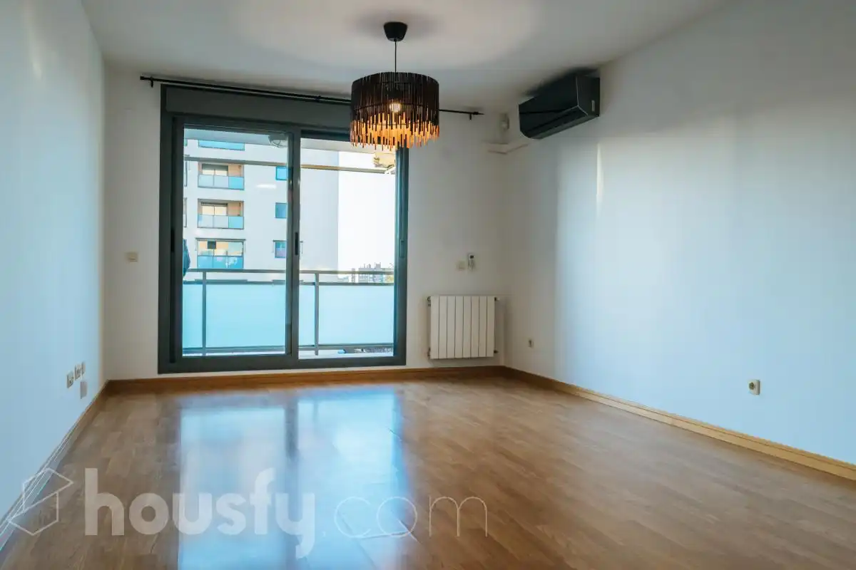 Wohnung zur Miete in Avenida de la Osa Menor, Sur - PAU 4
