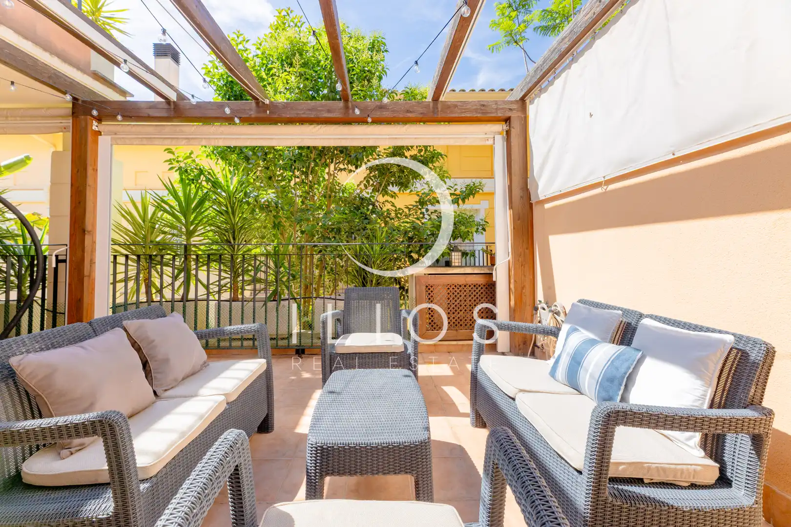 Terrasse von Wohnung zum Verkauf in Chiva mit Klimaanlage, Parkett und Terrasse