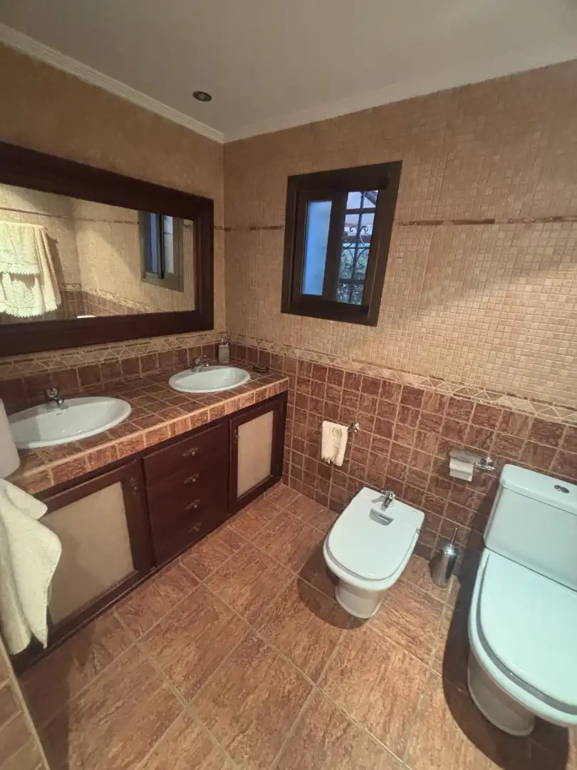 Baño de Casa o chalet en venta en Marbella con Aire acondicionado, Calefacción y Jardín privado