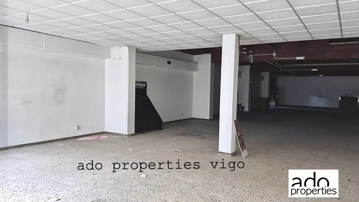 Business premises for sale in Avenida da Florida 32, imagen 2