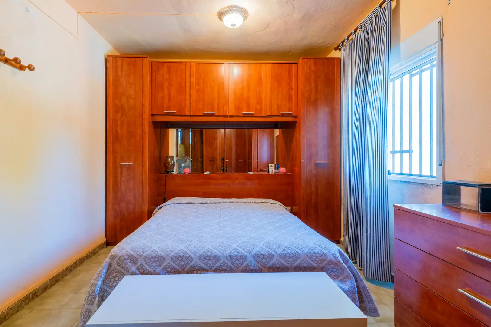 Dormitori de Casa o xalet en venda en Segorbe amb Jardí privat, Terrassa i Piscina