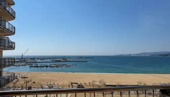 Apartment mit Aufzug zum Verkauf in Passeig del Mar, imagen 3