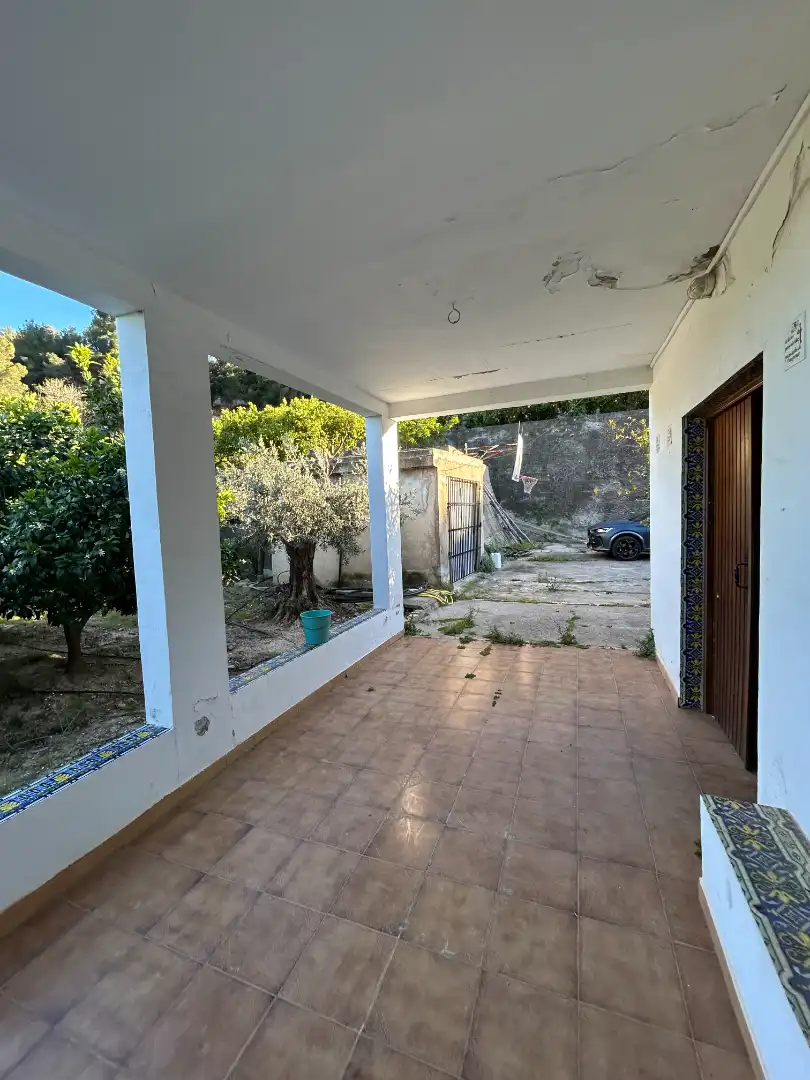 Terrassa de Finca rústica en venda en Oliva amb Moblat