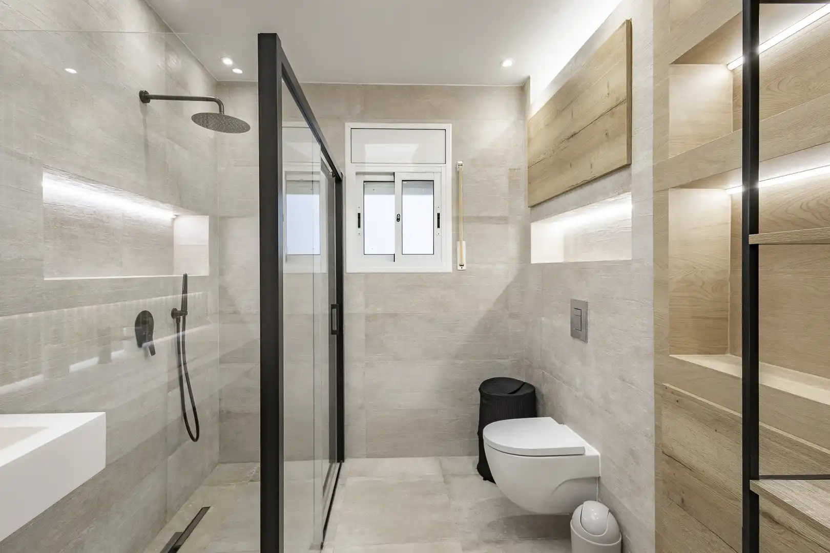 Badezimmer von Haus oder Chalet zur Miete in Sitges mit Klimaanlage, Heizung und Privatgarten