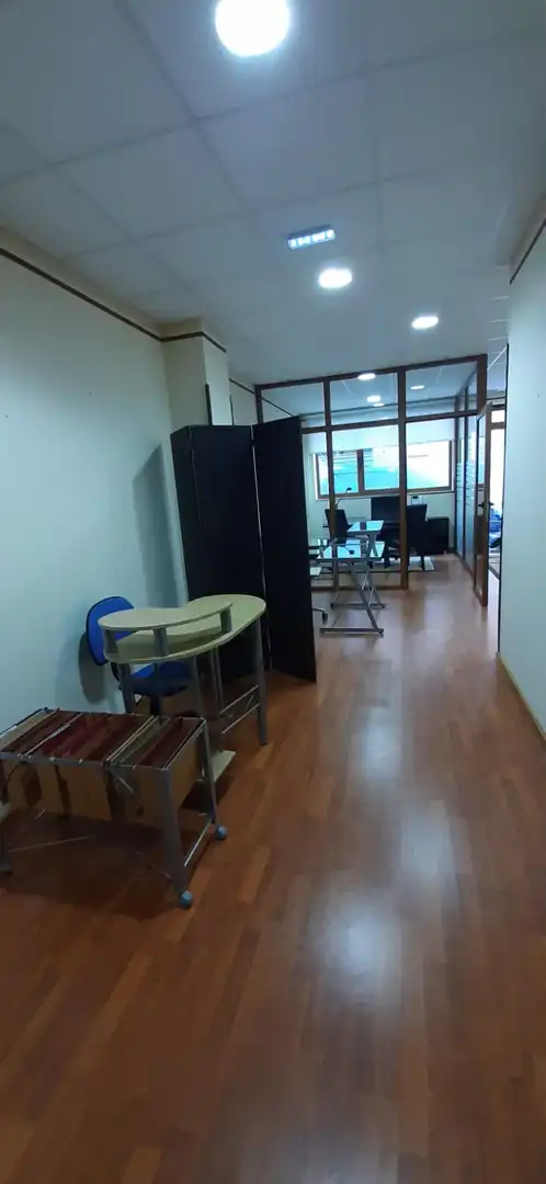 Oficina de alquiler en Avilés con Calefacción