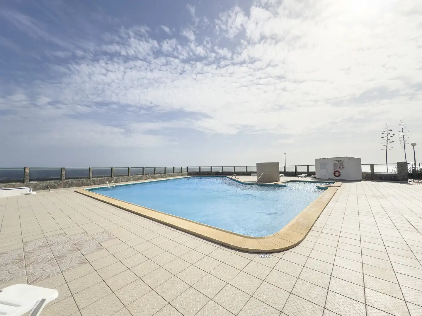 Piscina de Pis en venda en Arona amb Jardí privat, Piscina i Moblat