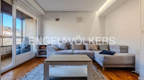 Photo 2 of Flat for rent in Zubiaurre Pasealekua, Intxaurrondo, Donostia - San Sebastián