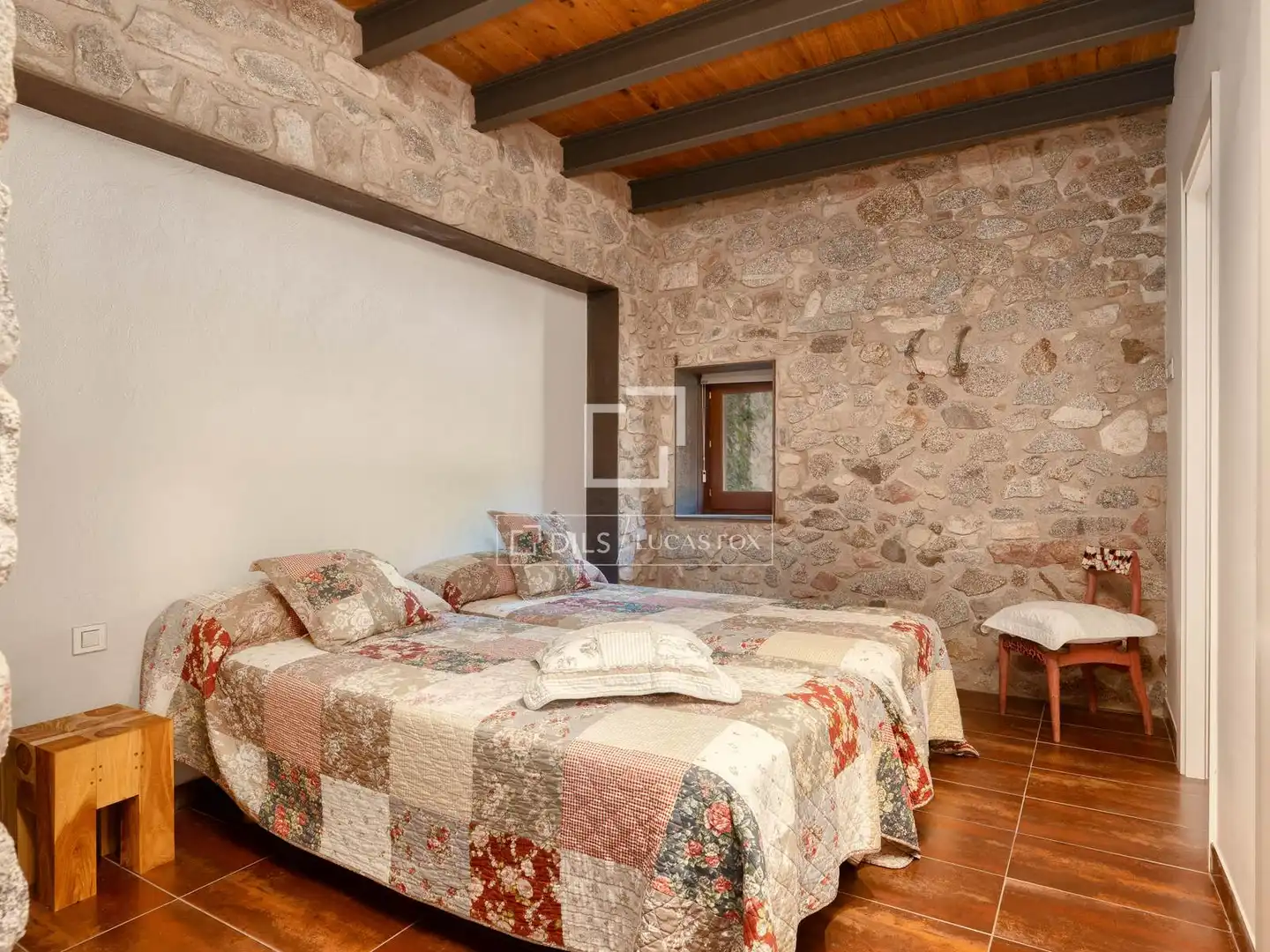 Vista exterior de Finca rústica en venda en Maçanet de Cabrenys amb Calefacció, Jardí privat i Traster